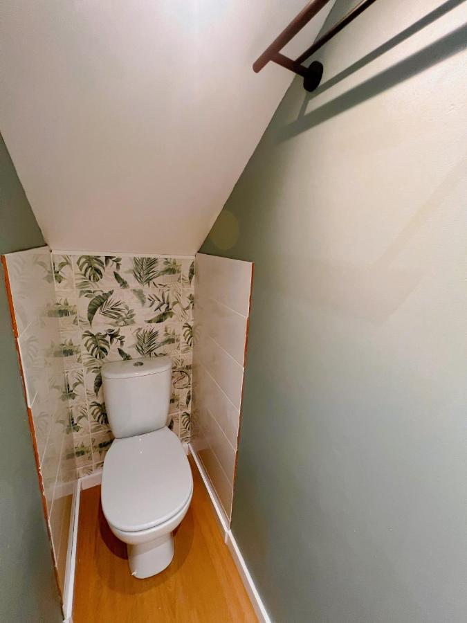 Appartement T2 Quartier Calme / Parking Gratuit Saint-Julien-les-Villas ภายนอก รูปภาพ