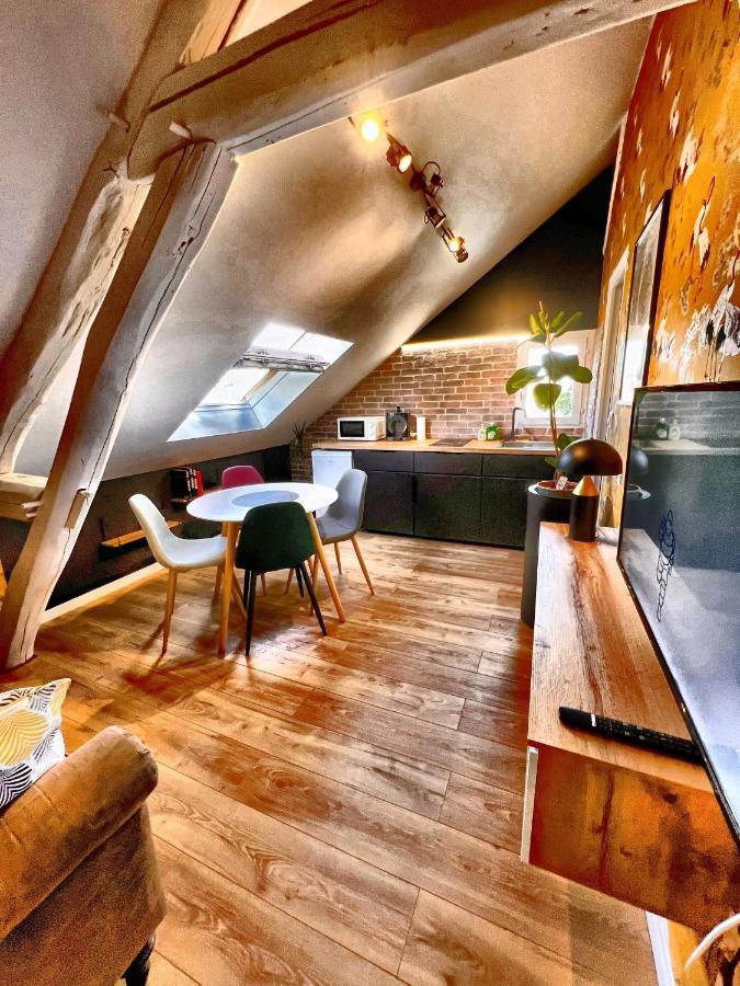 Appartement T2 Quartier Calme / Parking Gratuit Saint-Julien-les-Villas ภายนอก รูปภาพ